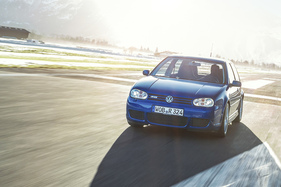 VW Golf IV R32 (2003) - beschleunigt in unter sieben Sekunden von 0 auf 100 km/h