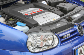 VW Golf IV R32 (2003) - wo R32 drauf steht, ist auch R32 drin