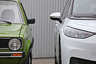 VW Golf LS (1976) - rund 45 Jahre liegen zwischen dem frühen Golf und dem VW ID.3 - da hat sich einiges verändert
