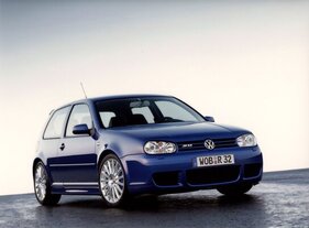 VW Golf R32 (2002)
