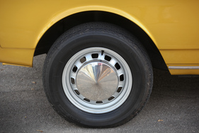 VW K 70 L (1970) - Stahlräder und Radkappen