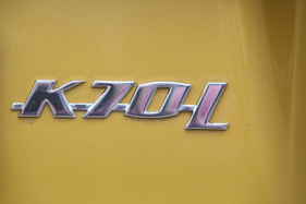 VW K 70 L (1970) - Typenschild auf dem Heck