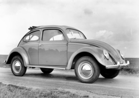 VW Käfer (1950) - Schwenkfenster hinten waren ein rares Zubehör VW Käfer (1950) - Schwenkfenster hinten waren ein rares Zubehör