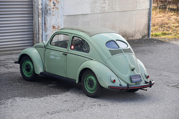 VW Käfer 1100 De Luxe (1952) - als Lot 45 angeboten an der Versteigerung der Oldtimer Galerie Toffen am 22. März 2025