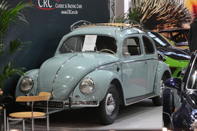 VW Käfer 1200 (1956) - Ovali, Erstzulassung in Schweden, angeboten für EUR 29'000 - Retro Classics Stuttgart 2020 (1956)