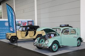 VW Käfer 1200 (1962) - restaurierter türkisfarbener Faltdach-Käfer für EUR 52'300 - Motorworld Classics Bodensee 2022 (1962)