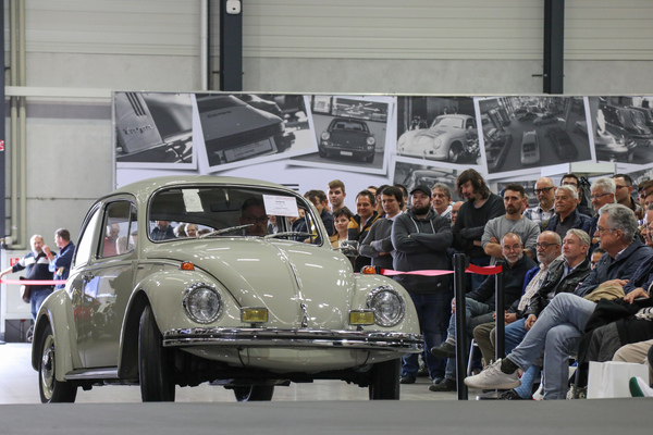 Die Versteigerung der Oldtimer Galerie findet jeweils am Samstag der Swiss Classic World statt