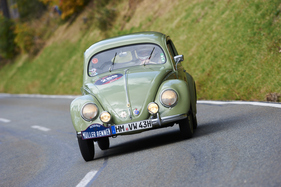 VW Käfer (1951) - am Roßfeldrennen 2013