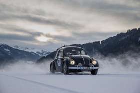 Bild VW Käfer (1957) - an der Planai-Classic 2016