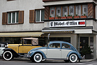 Image: VW Beetle (1963) - only the digital clock betrays the modern era, the pre-war classic car behind the VW certainly does not - O-iO 2016