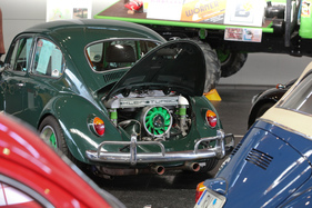 VW Käfer (1965) - mit schlagkräftigem Triebwerk im Heck - Motorworld Classics Bodensee 2019