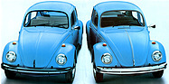 Image: VW Beetle (1973) - two equipment variants of the 1302, both in blue