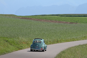 VW Käfer Deluxe 11 (1961) - an der OCC Jungfrau-Rallye 2016