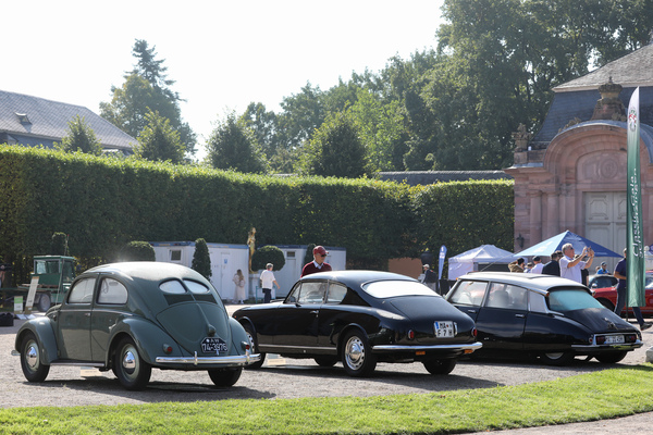 VW Käfer, Lancia Aurelia und Citroën DS als Repräsentanten von Jahrzehnten - 21. Classic-Gala Schwetzingen 2025