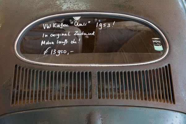 VW Käfer Ovali - Dieser Scheunenfund wurde zu EUR 13950 von Kieft & Klok angeboten - Motorworld Classics Bodensee 2018