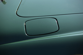 VW Karmann Ghia (1968) - Tankklappe vorne rechts