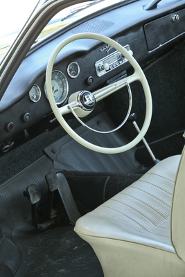 VW Karmann Ghia (1968) - da fühlte sich der Käferfahrer sofort wohl