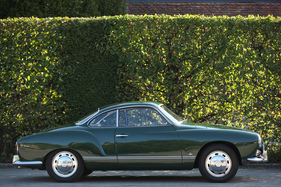 VW Karmann Ghia (1968) - die Silhouette änderte sich natürlich in den über 20 Jahren Bauzeit nicht VW Karmann Ghia (1968) - die Silhouette änderte sich natürlich in den über 20 Jahren Bauzeit nicht