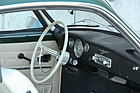 VW Karmann Ghia (1968) - einfaches, aber stilvolles Interieur