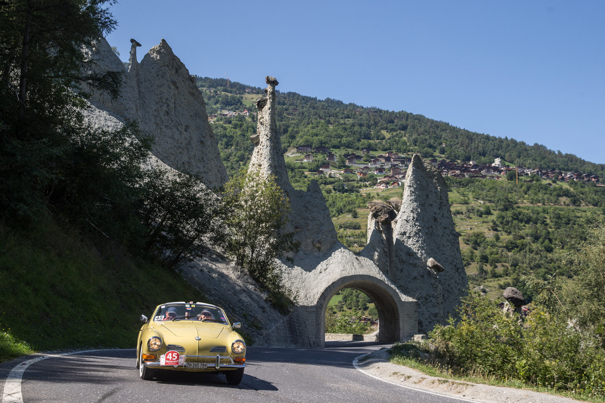 VW Karmann Ghia Cabrio (1970) - an der 16. OCC Jungfrau-Rallye 2021