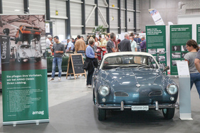VW Karmann-Ghia Coupé (1958) - gefertigt in den Hallen der AMAG in Schinznach - Swiss Classic World Luzern 2021