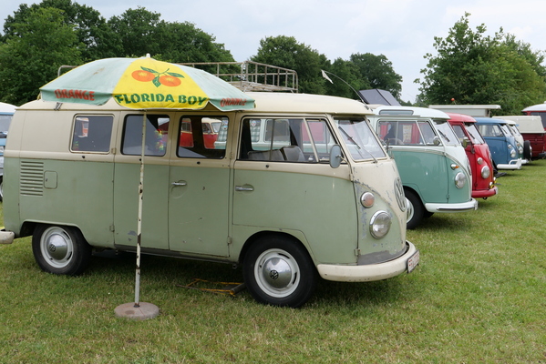 VW Kombi (1965) – hübsch patiniert – Bockhorner Oldtimermarkt 2024