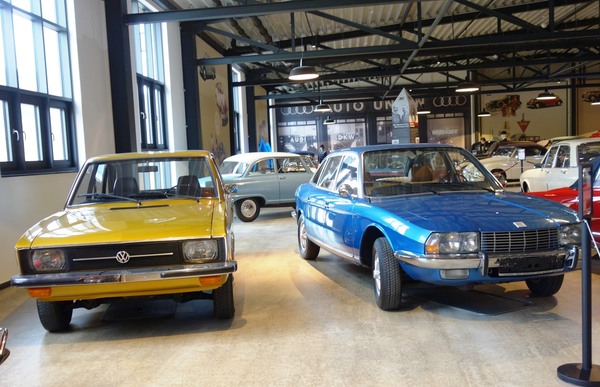 VW—NSU K 70 (l) und die Wankellegende NSU Ro 80 (r) - Oldtimermuseum "Zylinderhaus"