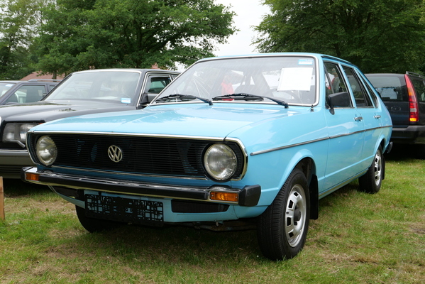VW Passat (1977) – angeboten für 10'500 Euro – Bockhorner Oldtimermarkt 2024