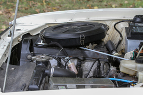 VW Passat Variant L (1974) - 1,3-Liter-Vierzylinder mit obenliegender Nockenwelle und Leichtmetallzylinderkopf