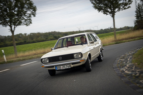 VW Passat Variant L (1974) - fahrsicher und komfortabel