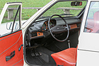 Bild: VW Passat Variant L (1974) - wenn schon keine Farbe aussen, dann wenigsten innen