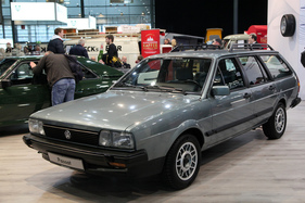 VW Passat Variant syncro (1984) - Modell 1985 in Jadegrün metallic, ausgeliefert nach Österreich - Bremen Classic Motorshow 2020 (1984)