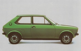 VW Polo (1975) – Silhouette