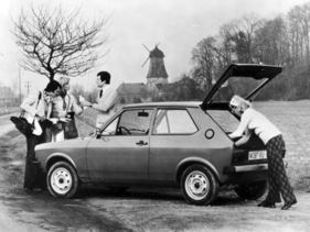VW Polo (1975) – beim Basismodell war die Rücksitzbank nicht klappbar