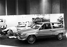 VW Polo (1982) - am Genfer Automobilsalon von 1982 - bei B&B wird ein veredelter Polo, neben einem Porsche Targa mit Flachfront, gezeigt