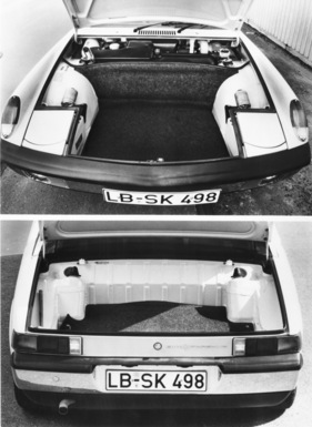 VW-Porsche 914 (1972) - die beiden Kofferräume ergänzen sich zu 370 Liter Volumen - genug auch für viel Reisegepäck