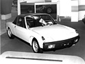 VW-Porsche 914 2.0 - neuerdings gibt es den Wagen nur noch als Vergaserausführung - am Genfer Automobilsalon 1974