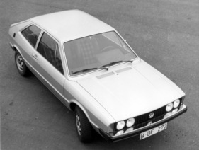 VW Scirocco (1975) - kompakte Coupé-Form