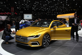 VW Sport Coupé Concept - zwischen Passat udn Phaeton gibt es noch Luft - auf dem Genfer Automobilsalon 2015