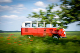 VW Transporter T1 (1960) - Der T1 saust vorbei