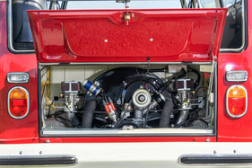 VW Transporter T2 (1971) - der luftgekühlte Vierzylinder-Boxermotor, den man schon aus dem Käfer kannte