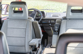 VW Transporter T3 (1980) - Der Innenraum ist schlicht aber robust