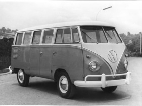 VW Typ 2 T1 (1963) - mit praktischen Türen für die Passagiere
