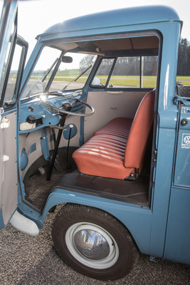 VW Typ 2 T1 Pritschenwagen (1965) - Platz für drei in der Kabine