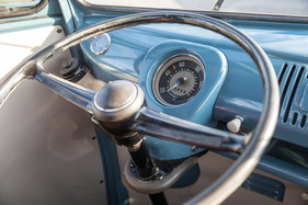 VW Typ 2 T1 Pritschenwagen (1965) - ein Tacho als Instrument muss reichen