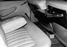 Vanden Plas Princess 1100 (1964) - vollständig neuer Innenausbau in der Edelvariante des BMC 1100, u.a. mit Klapptischchen - Genfer Automobilsalon 1964