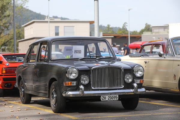 Vanden Plas Princess 1100 (1966) - Luxusvariante des ADO16, angeboten zum Verkauf - 6. Lägern Classic 2023