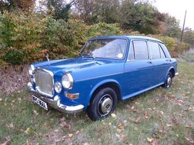 Vanden Plas Princess 1300 Saloon (1973) - als Lot 304 an der Bonhams Versteigerung in London Olympia am 7. Dezember 2016 Vanden Plas Princess 1300 Saloon (1973) - als Lot 304 an der Bonhams Versteigerung in London Olympia am 7. Dezember 2016