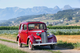 Vauxhall 12-4 (1947) - 1,651 Meter hoch