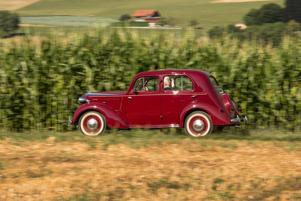 Vauxhall 12-4 (1947) - mit dem Käfer kam man damals gut mit